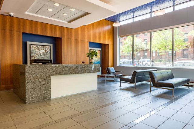 929 Portland Avenue South #811 Minneapolis, MN 55404 929 Portland Avenue South #811 Minneapolis, MN 55404