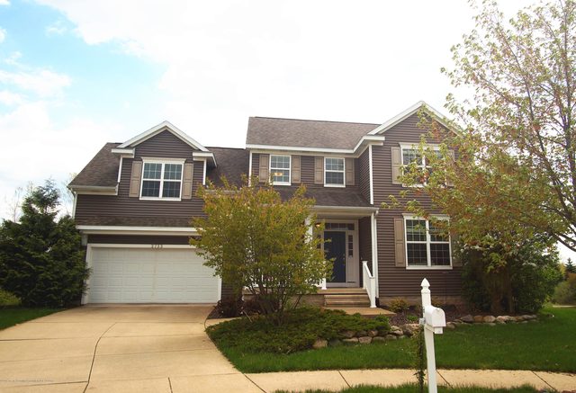 2733 Elderberry Drive Okemos, MI 48864 2733 Elderberry Drive Okemos, MI 48864
