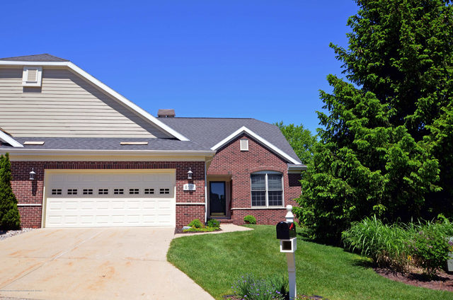6191 Graebear Trail 11 East Lansing, MI 48823 6191 Graebear Trail 11 East Lansing, MI 48823