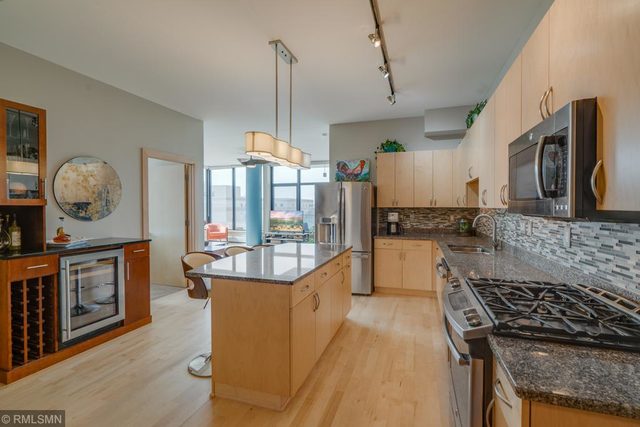 1120 South 2nd Street #402 Minneapolis, MN 55415 1120 South 2nd Street #402 Minneapolis, MN 55415