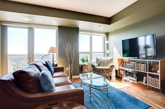 929 Portland Avenue #1707 Minneapolis, MN 55404 929 Portland Avenue #1707 Minneapolis, MN 55404